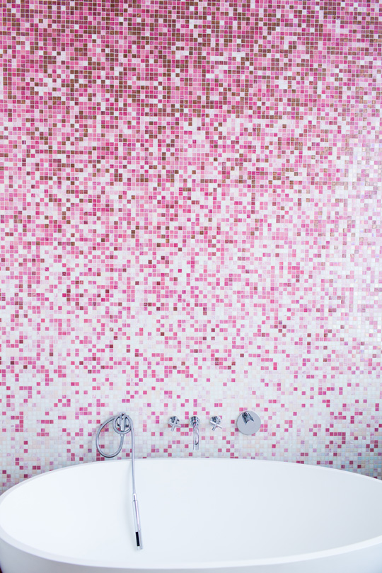 Bisazza pink and white mosaics with Rexa design bathtub